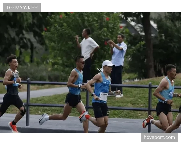 吴向东训练完顺手给老婆转了六位数零花钱